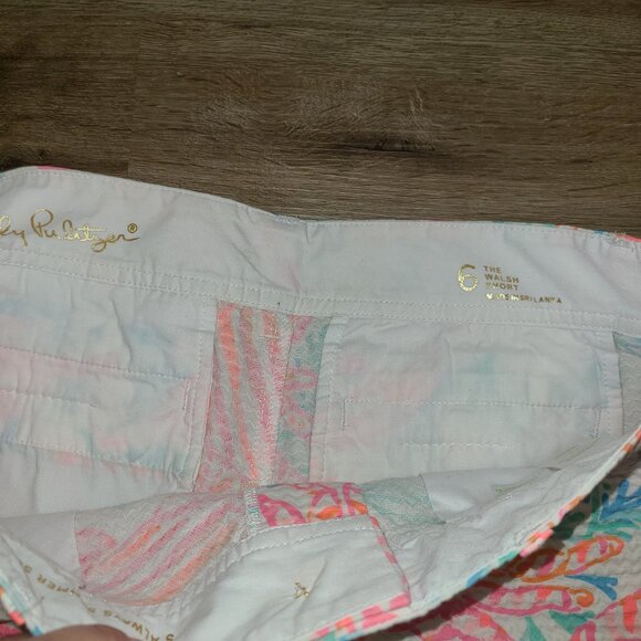 Lilly Pulitzer size 6 The Walsh Shorts Chino white pink Crabs Coastal 3in - Picture 4 of 4